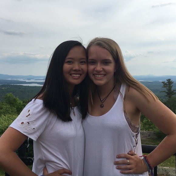 Poshmark profile picture for @calc